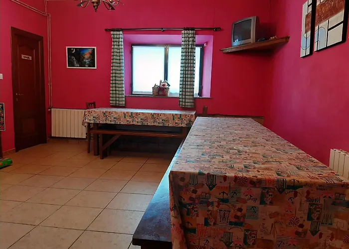 Casa Maestros Holiday home Bostronizo